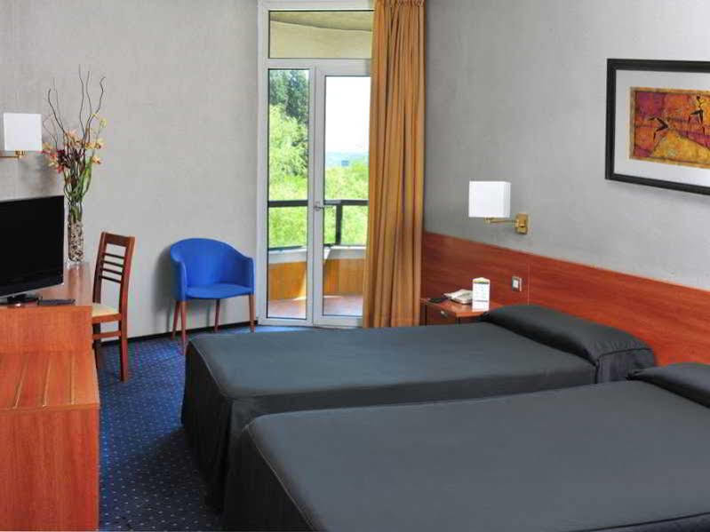 Hotel As Bellaterra à Cerdanyola del Vallès Extérieur photo
