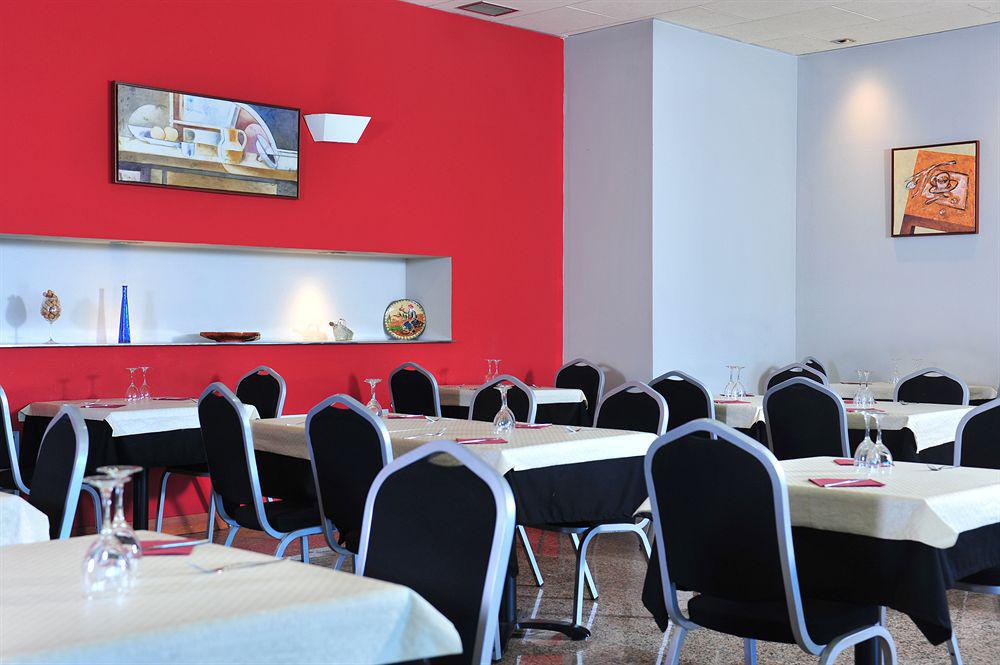 Hotel As Bellaterra à Cerdanyola del Vallès Restaurant photo